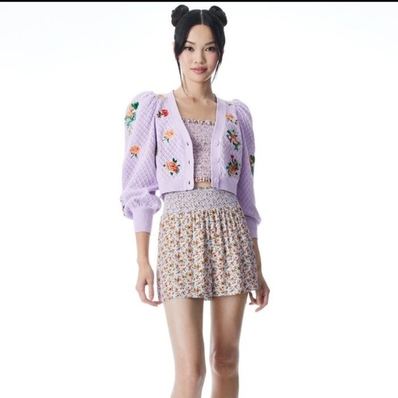 NWT $495 Alice + Olivia | Morita Floral Cardigan (Lavender Multi) Medium - Picture 5 of 8